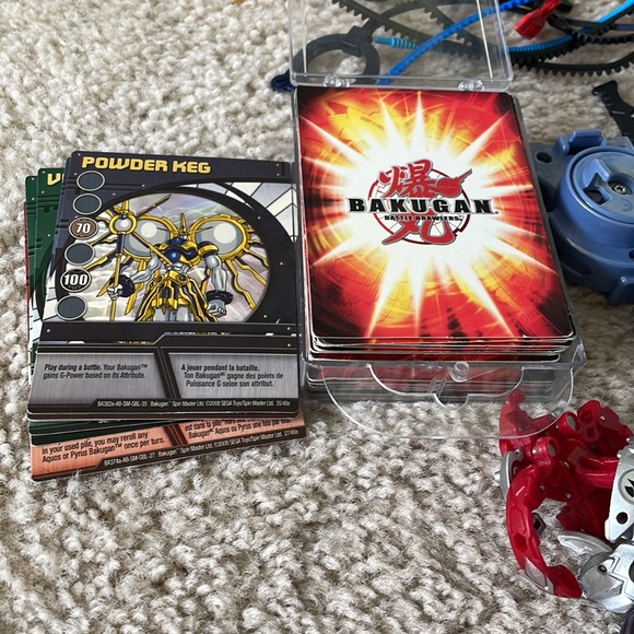 Bakugan & Beyblade Set - Picture 2 of 4
